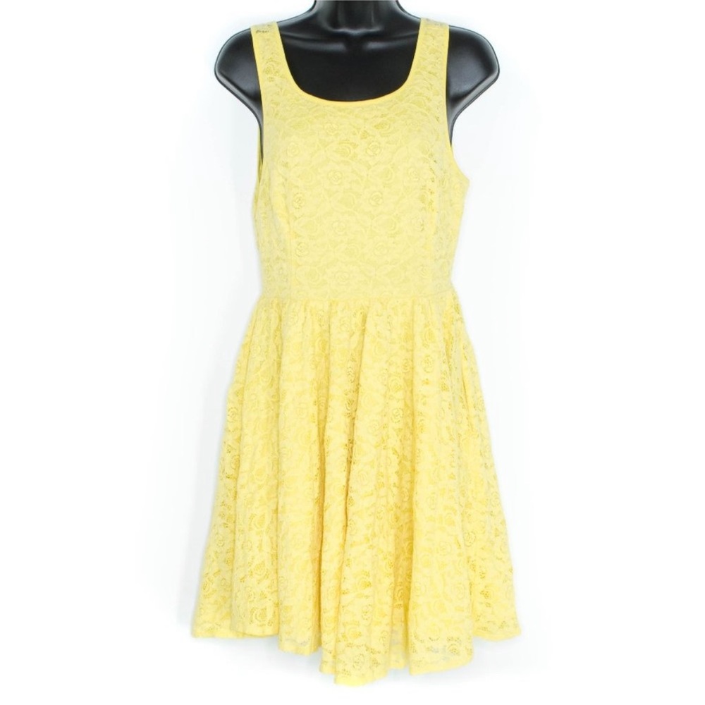 Pins & Needles Anthropologie | Sleeveless Lined Floral Lace Overlay Dress Size 6